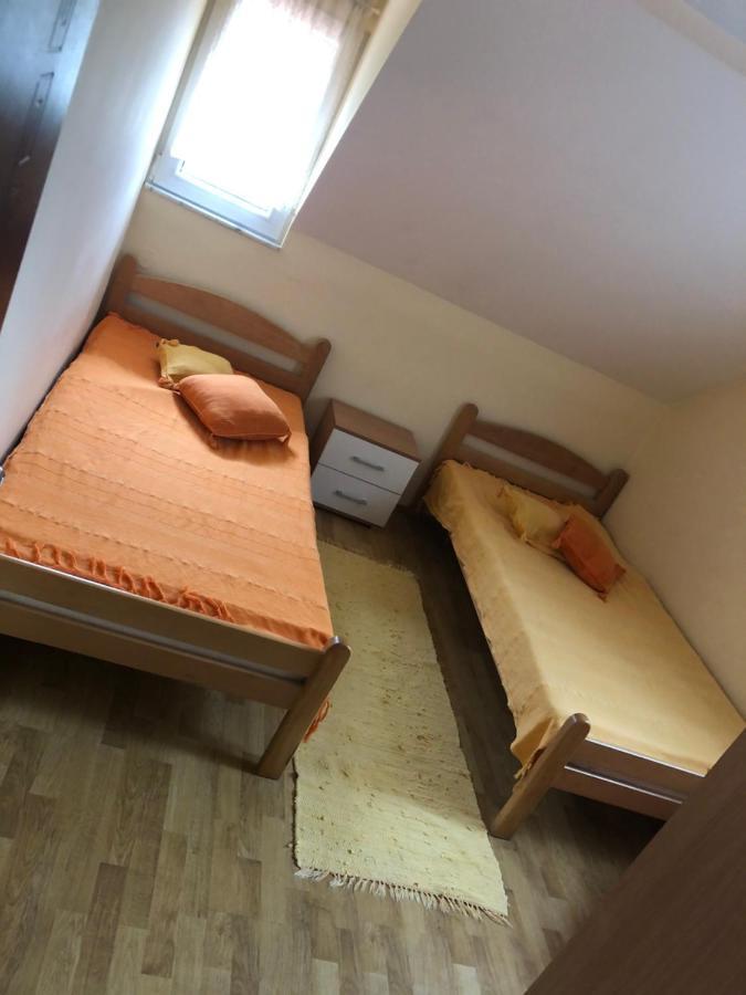 Vikendica Maksimovic - Tara - Primamo Vaucere Villa Kaludjerske Bare Luaran gambar